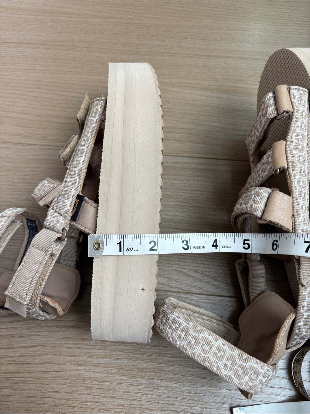Women's Teva Mevia Flatform Strappy Sandal - Picture 9 of 12